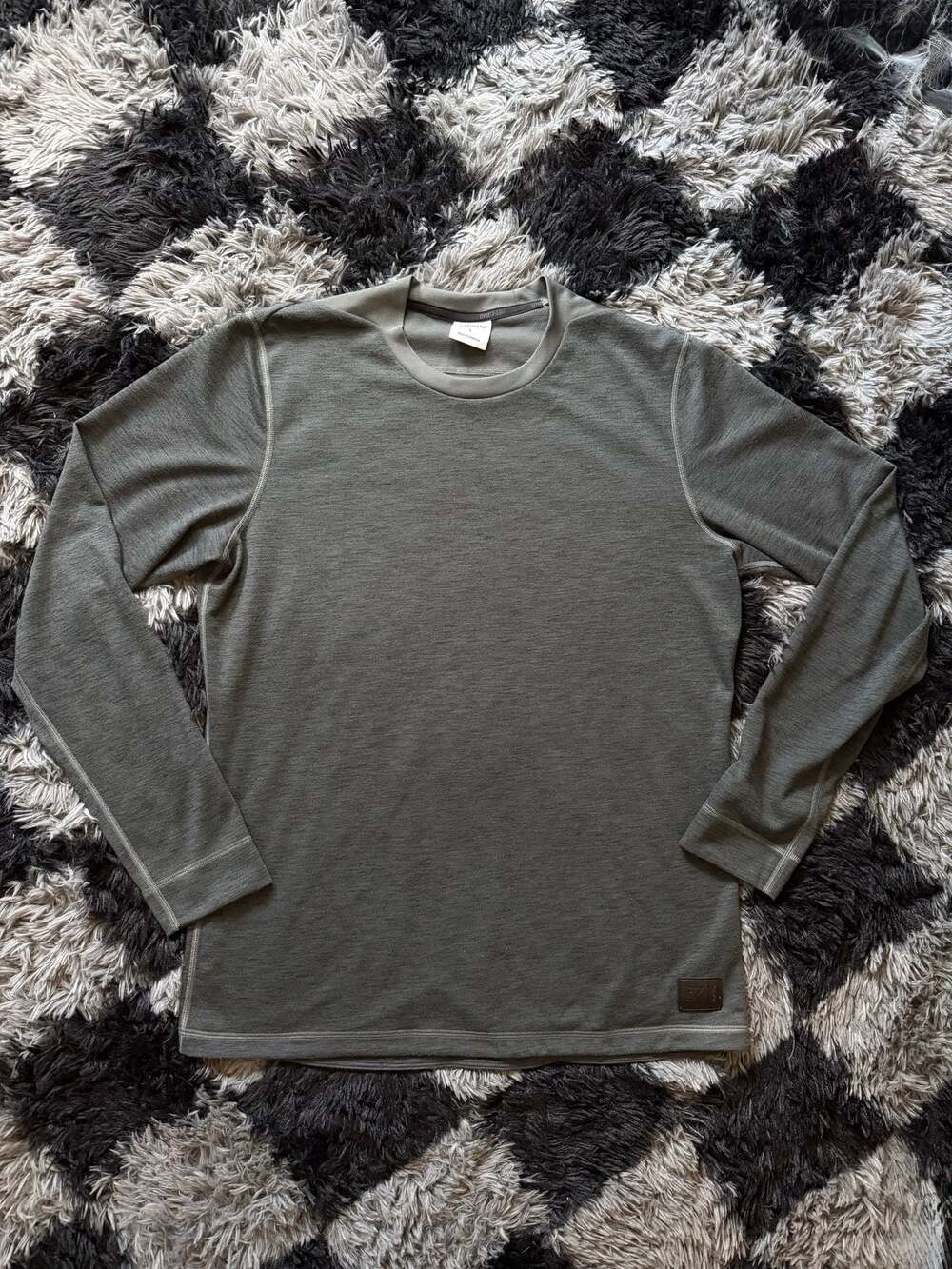 Gymshark Men's Long Sleeve Crew Neck Performance Shirt